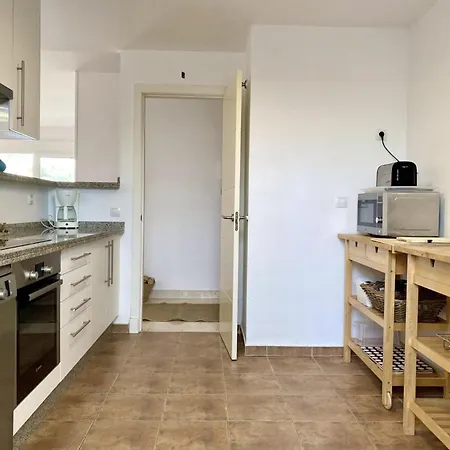 Tuhome Iris Apartment